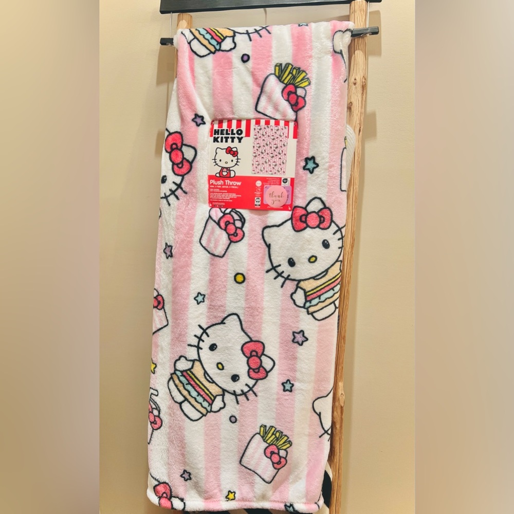 New Hello Kitty Burger Throw Blanket